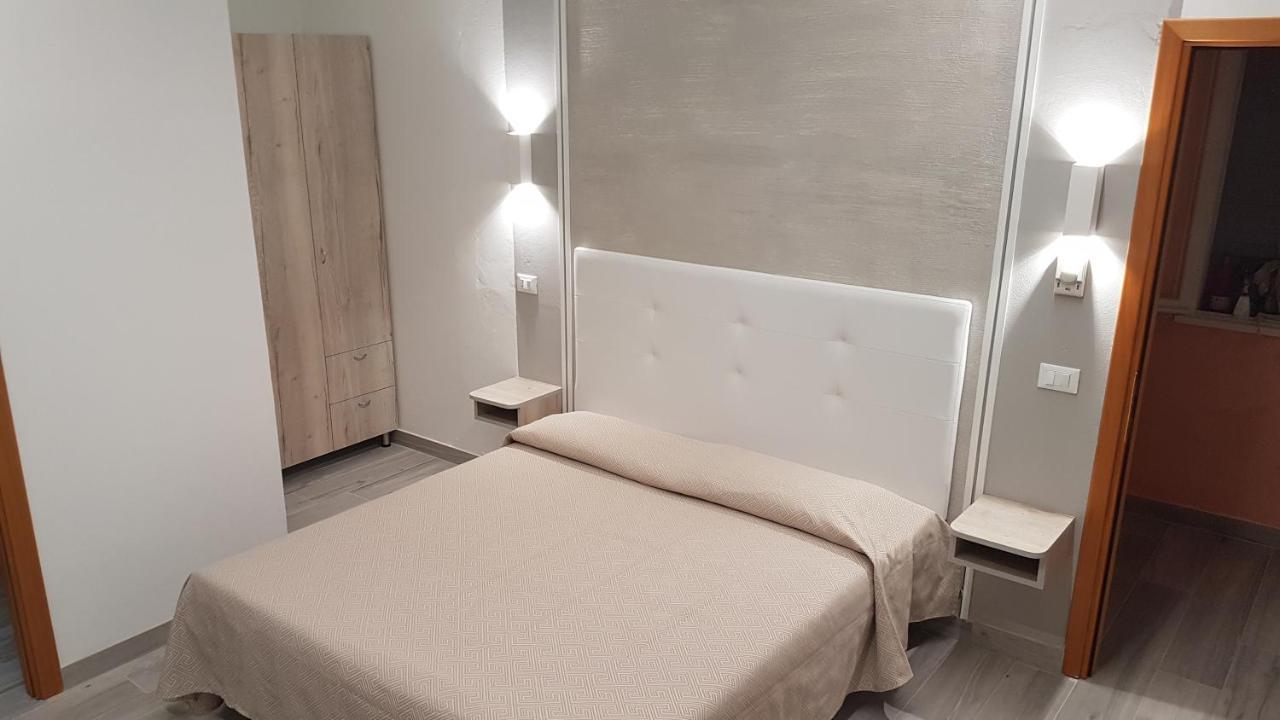 Albergo Paris Sottomarina Exterior photo