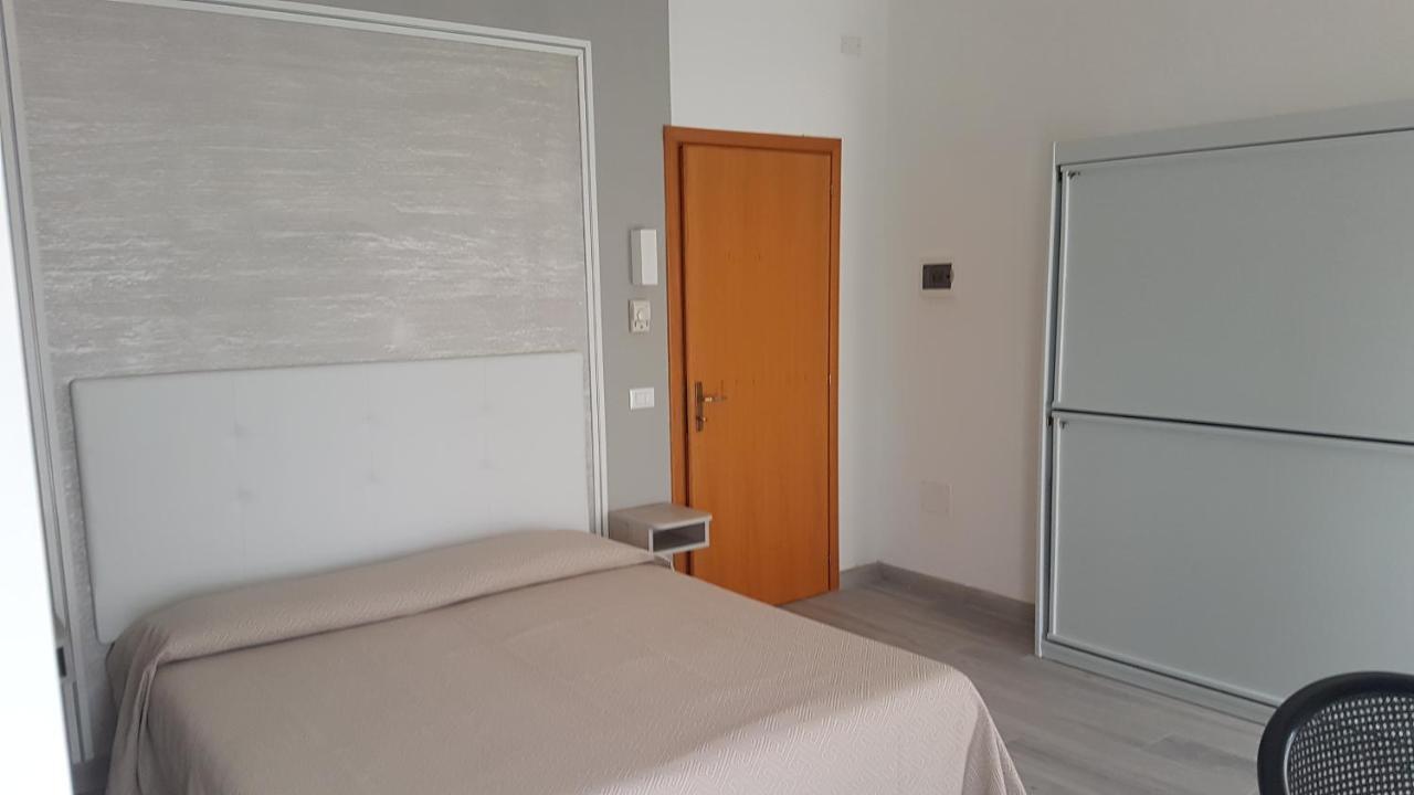 Albergo Paris Sottomarina Exterior photo