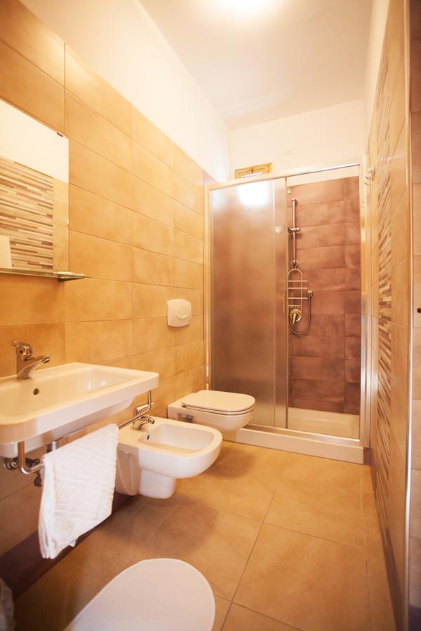 Albergo Paris Sottomarina Exterior photo