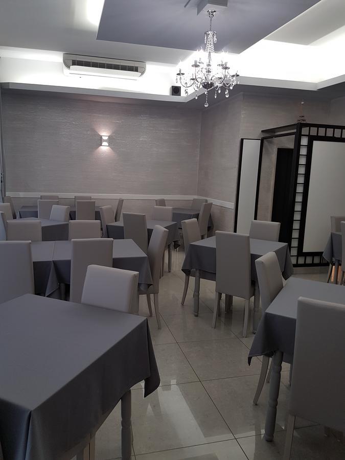 Albergo Paris Sottomarina Exterior photo