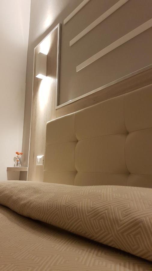Albergo Paris Sottomarina Exterior photo